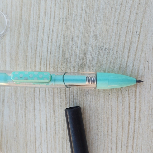 HB Thick Lead Macron Pencil - Picture 5 of 9